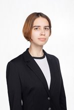 Тронь Арина