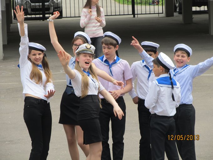 Смотр строя и песни 2013